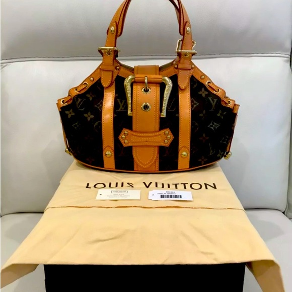 Authentic Louis Vuitton Theda GM bag excellent condition - Picture 6 of 7